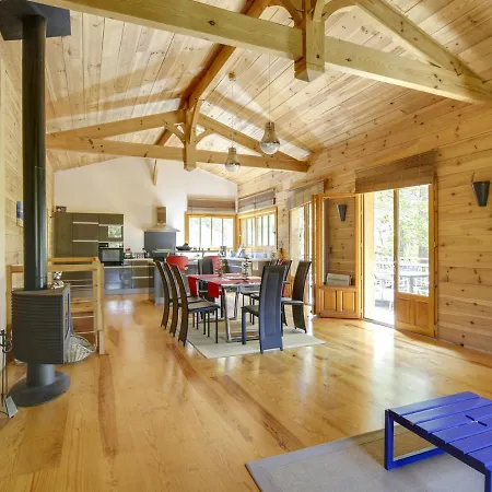 Vakantiehuis Belle En Bois 6 Personnes Avec Terrasse Et Wi-fi A - Fr-1-521-71