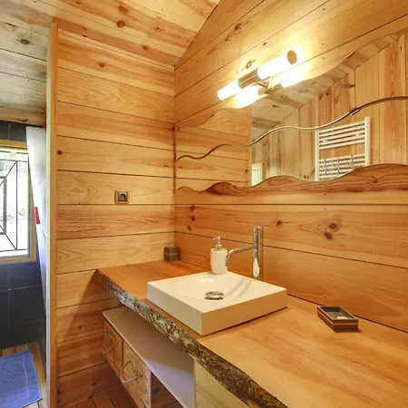 Belle En Bois 6 Personnes Avec Terrasse Et Wi-fi A - Fr-1-521-71 Дом отдыха *